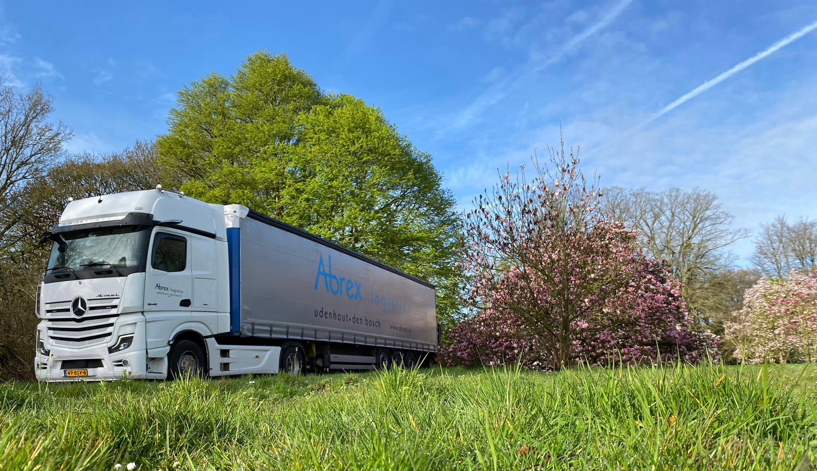 Chauffeur CE bouwmaterialen met kooiaap