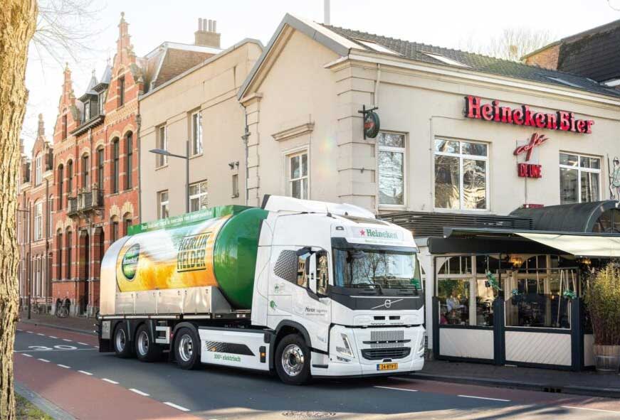 Abrex Logistics zet verduurzaming door met nieuwe Volvo FM Electric